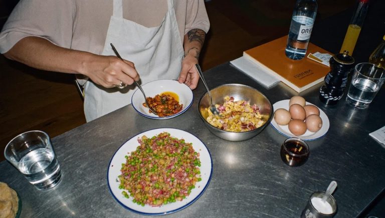 Как считать зарплату в общепите: понятная схема и формулы